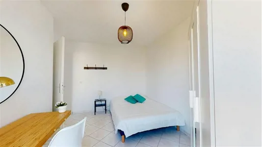 Rooms in Lyon - photo 2