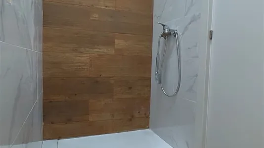 Rooms in Madrid Centro - photo 4