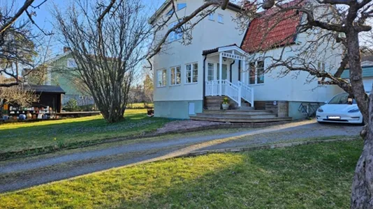 Houses in Sollentuna - photo 2