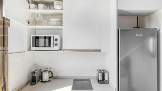 Apartments in Barcelona Eixample - photo 6