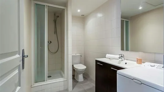 Apartments in Lyon - photo 7