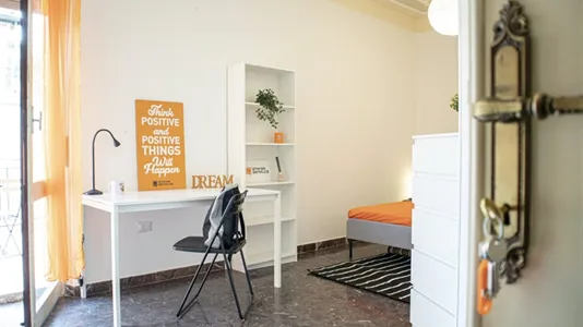 Rooms in Cagliari - photo 6
