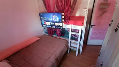 Room for rent in Amadora, Lisbon (region)