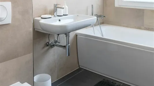 Rooms in Berlin Charlottenburg-Wilmersdorf - photo 4