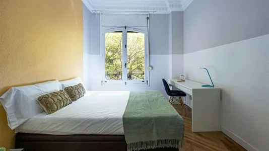 Rooms in Madrid Centro - photo 2