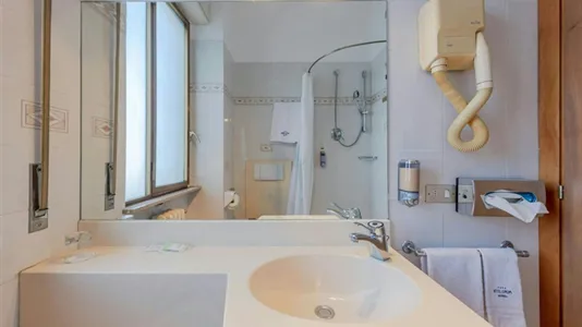 Rooms in Novara - photo 5