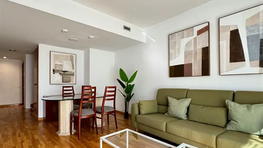 Rooms in Barcelona Eixample - photo 10