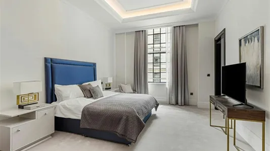 Apartments in Como - photo 3