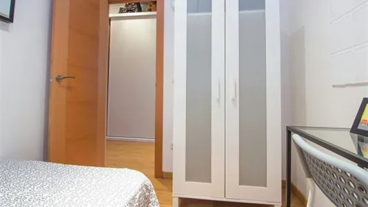 Rooms in Valencia L'Eixample - photo 4