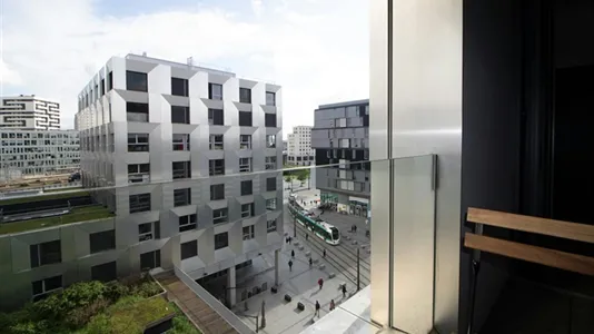 Rooms in Paris 19ème arrondissement - photo 8