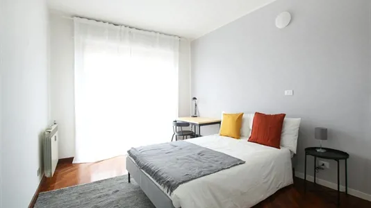 Rooms in Sesto San Giovanni - photo 1