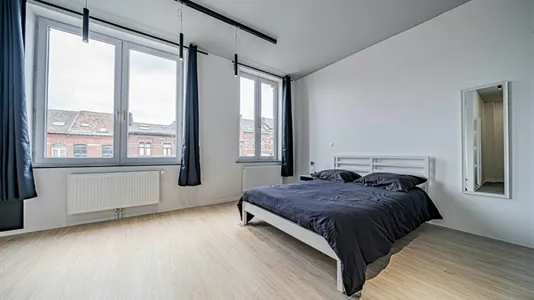 Rooms in Charleroi - photo 3