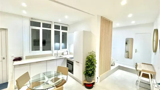 Apartments in Paris 2ème arrondissement - Bourse - photo 3