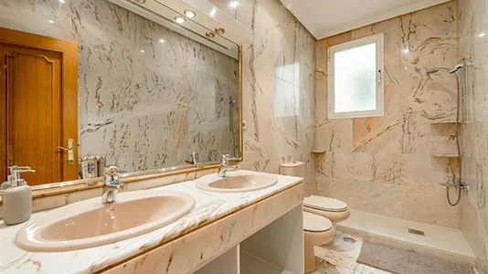 Rooms in Madrid Chamberí - photo 5