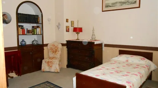 Rooms in Athens Pagrati - photo 4