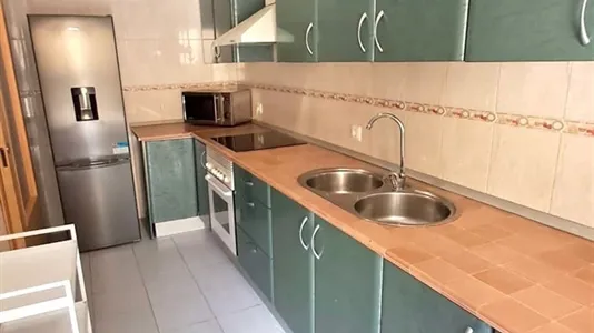 Rooms in Badajoz - photo 5