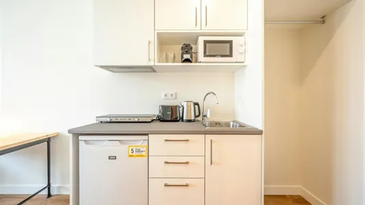 Apartments in Location is not specified - photo 6