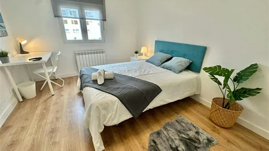 Rooms in Zaragoza - photo 2
