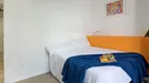 Room for rent, Valencia Extramurs, Valencia (region), &lt;span class=&quot;blurred street&quot; onclick=&quot;ProcessAdRequest(10804270)&quot;&gt;&lt;span class=&quot;hint&quot;&gt;See streetname&lt;/span&gt;[xxxxxxxxxxxxx]&lt;/span&gt;