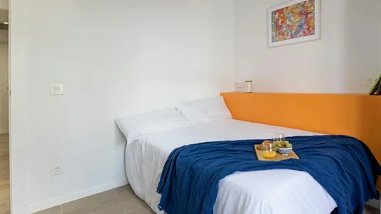 Rooms in Valencia Extramurs - photo 1