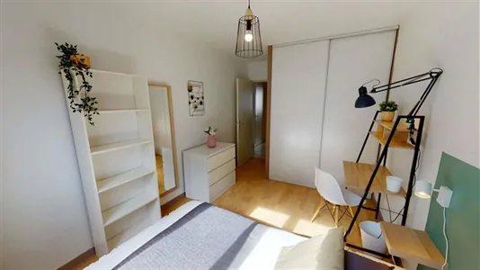Rooms in Lyon - photo 1
