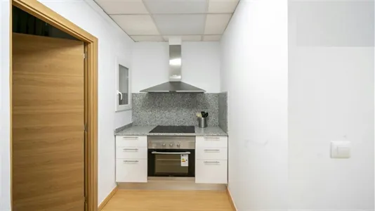 Rooms in Valencia Ciutat Vella - photo 10