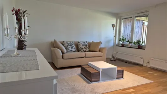 Apartments in Huddinge - photo 1