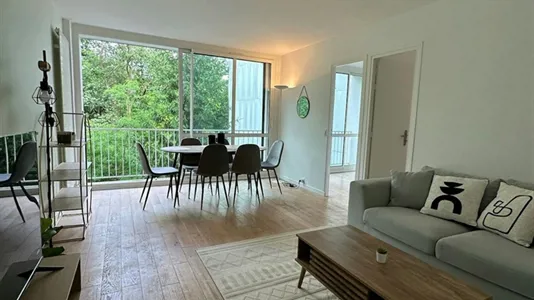 Rooms in Pontoise - photo 1