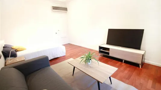 Rooms in Barcelona Eixample - photo 4