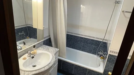 Rooms in Barcelona Eixample - photo 8