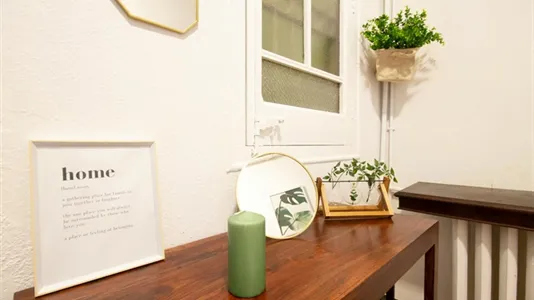 Rooms in Barcelona Eixample - photo 8