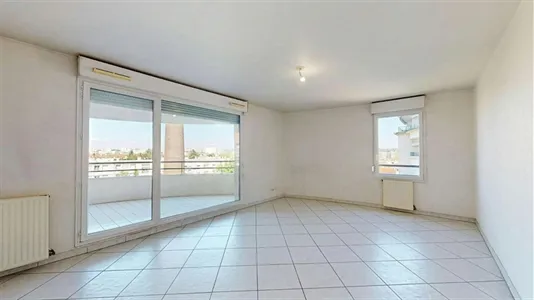 Apartments in Lyon - photo 1