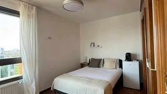 Rooms in Madrid Chamartín - photo 2