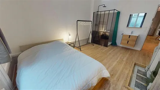 Rooms in Saint-Étienne - photo 3