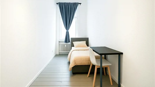 Rooms in Location is not specified - photo 1