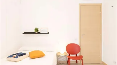 Room for rent in Milano Zona 5 - Vigentino, Chiaravalle, Gratosoglio, Milan