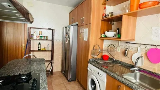 Rooms in Madrid Chamberí - photo 9