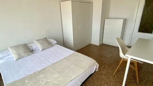 Rooms in Godelleta - photo 3