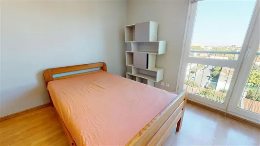 Rooms in Toulouse - photo 3