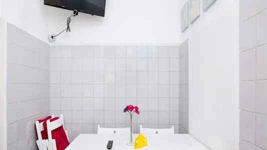 Rooms in Milano Zona 8 - Fiera, Gallaratese, Quarto Oggiaro - photo 10