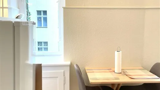 Apartments in Berlin Charlottenburg-Wilmersdorf - photo 1