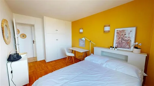 Rooms in Lyon - photo 2