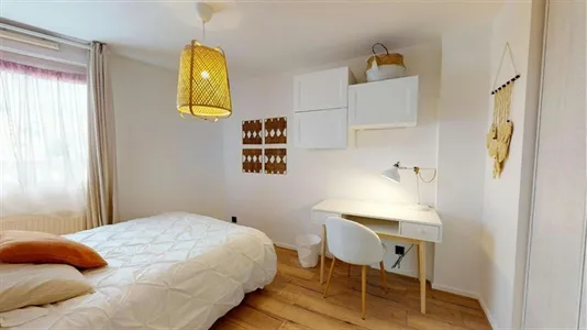 Rooms in Lyon - photo 2