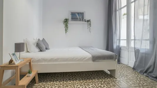 Rooms in Barcelona Eixample - photo 1