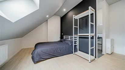 Room for rent in Charleroi, Henegouwen
