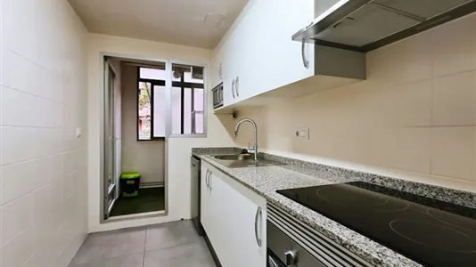 Rooms in el Camí de Vera - photo 5