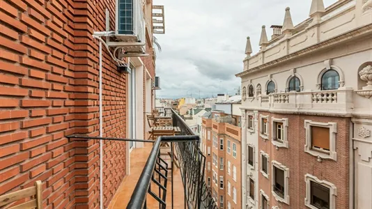Rooms in Valencia L'Eixample - photo 8