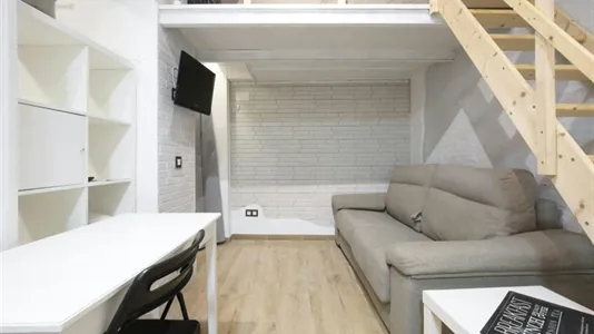 Apartments in Madrid Centro - photo 1