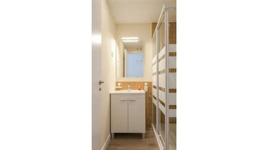 Rooms in Madrid Tetuán - photo 4