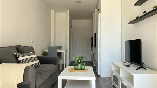 Apartments in Madrid Ciudad Lineal - photo 1